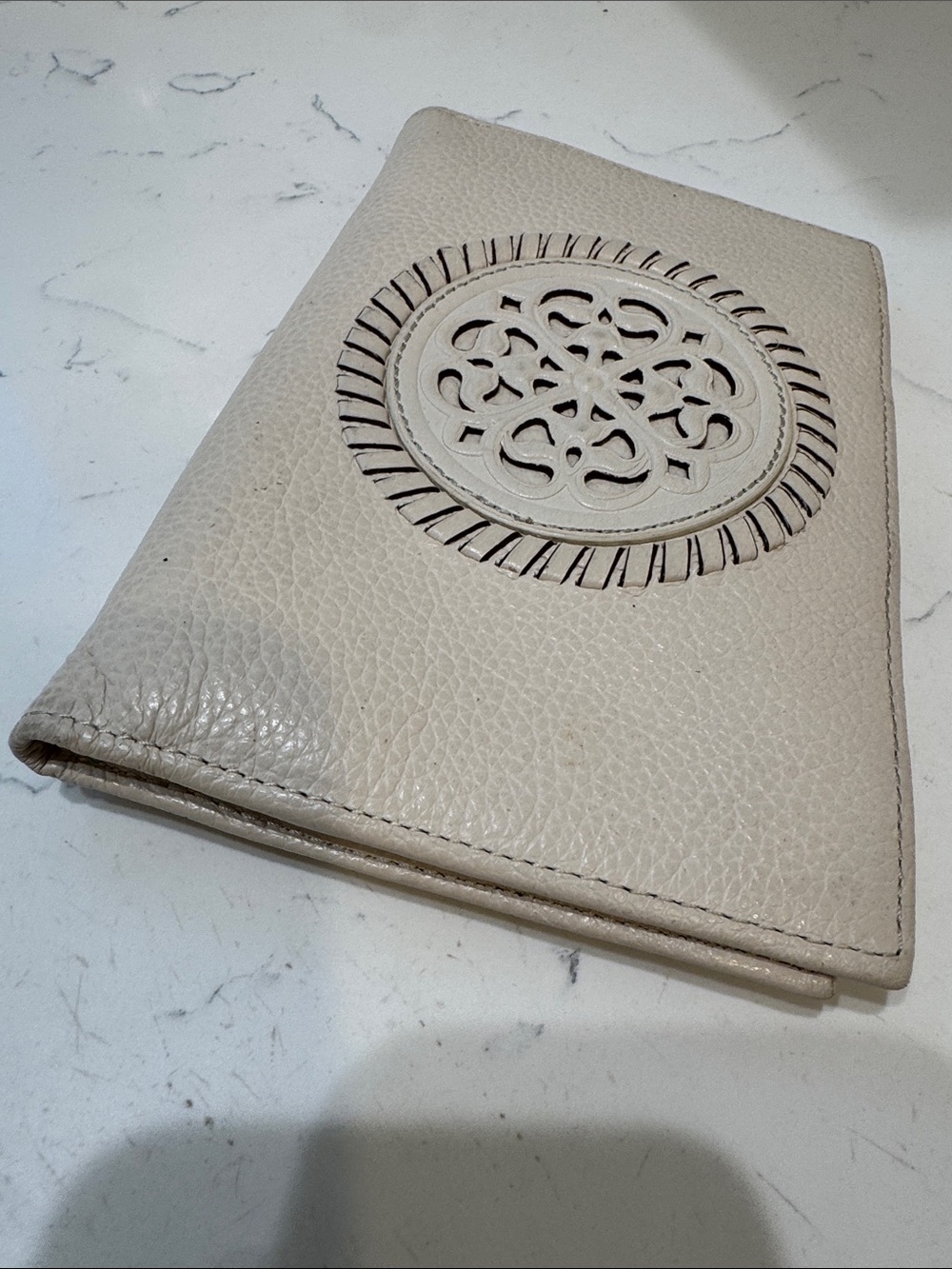 Brighton Cream Pebbled Leather Ferrara Fold Wallet with Embossed Medallion - Picture 6 of 13